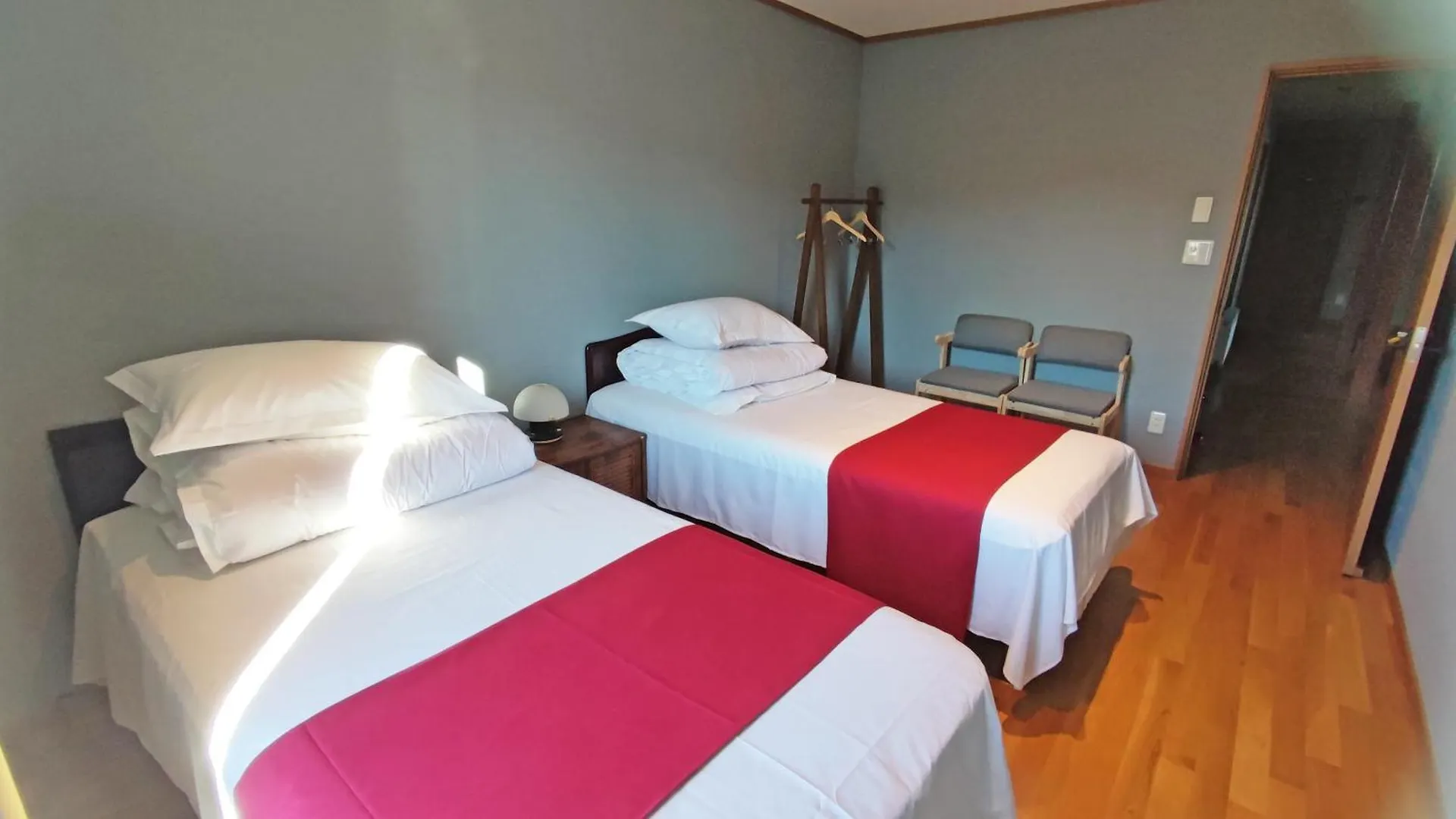 White House Onsen Guesthouse Shiraoi Guest house