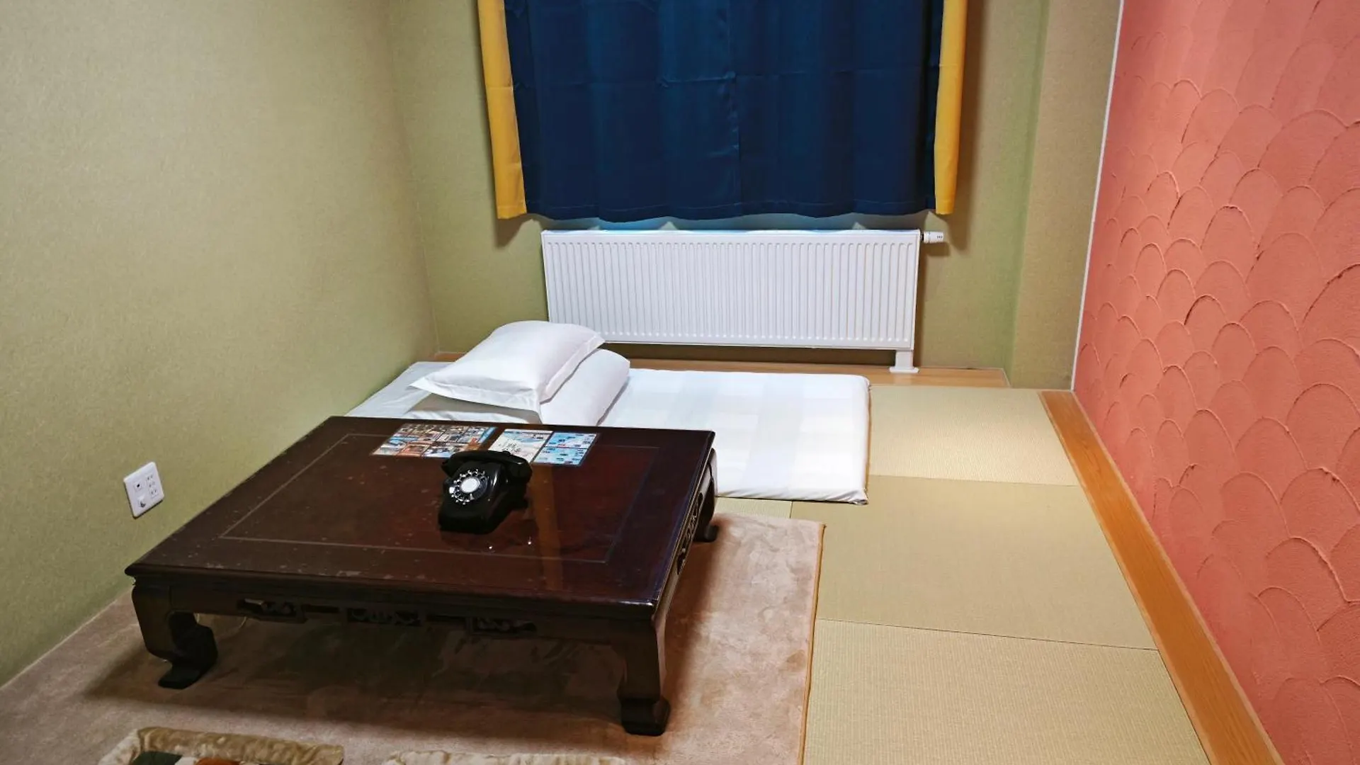 White House Onsen Guesthouse Shiraoi Japan