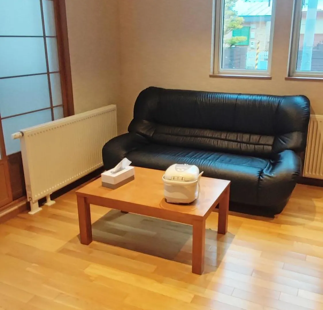 White House Onsen Guesthouse Shiraoi 0*,
