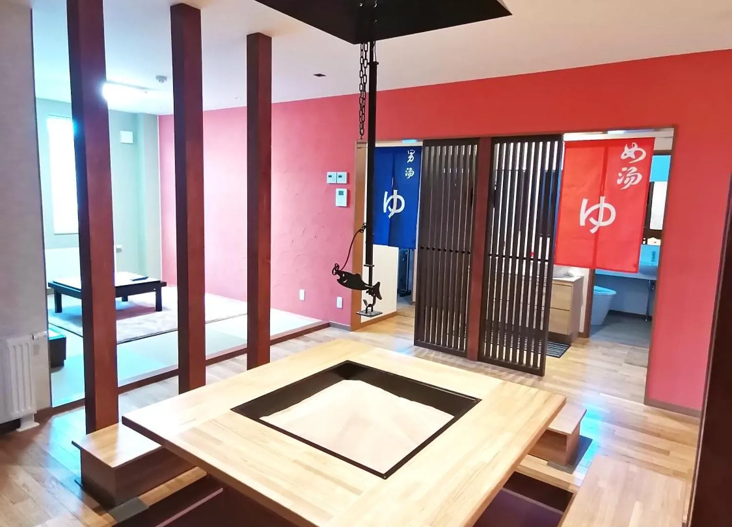 White House Onsen Guesthouse Shiraoi Japan