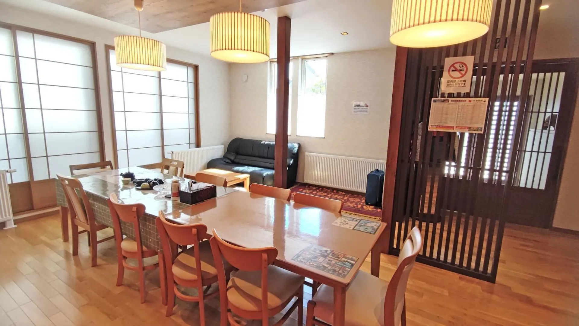 Guest house White House Onsen Guesthouse Shiraoi